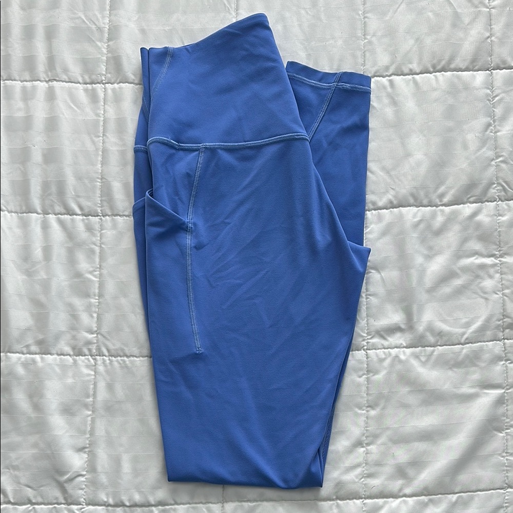 🪁 Lululemon Aligns with Pockets